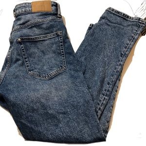 Mom jeans, high-waisted H&M size 6p vintage slim